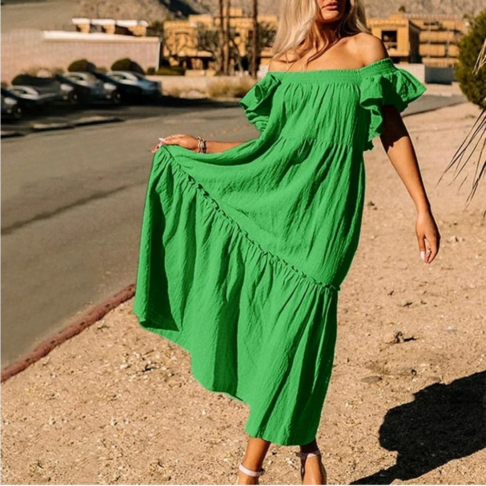 NWT Jules Chic Off-Shoulder Green Maxi Dress size s/xs